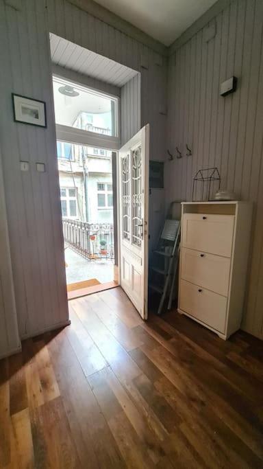 Your Royal 2 Bedroom City Center Stay Belgrado Exterior foto